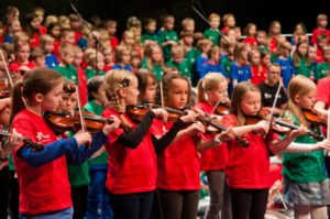 hammerfest project, children playing violin